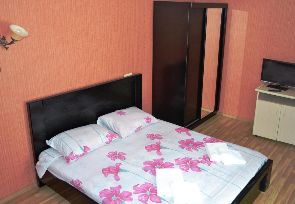 Hotel Isaka Tbilisi Zimmer foto